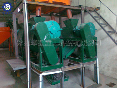 復(fù)合肥對(duì)輥擠壓造粒生產(chǎn)線