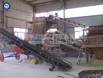 小型有機(jī)肥濕法造?，F(xiàn)場